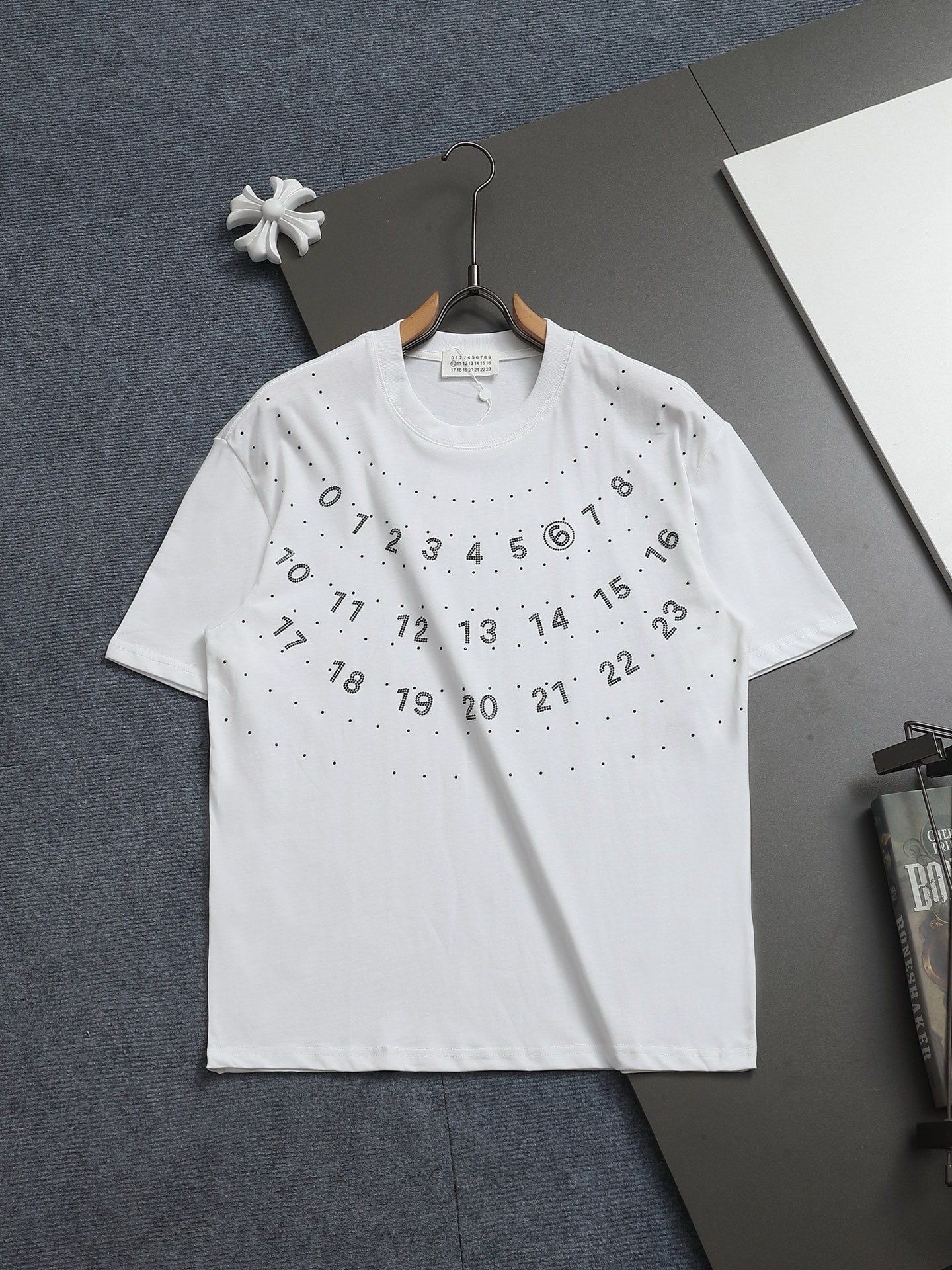 LuxluxHouse Best Quality Clothes T-shirt Chanel & Maison Margiela