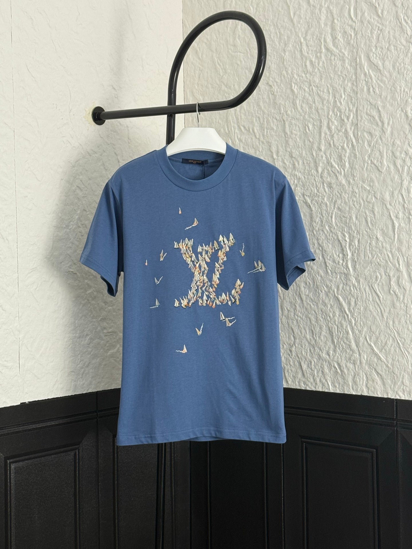 LuxluxHouse Best Quality Clothes T-shirt Louis Vuitton