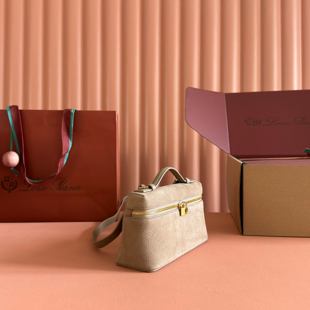 LuxluxHouse Best Quality Bags Loro Piana Women