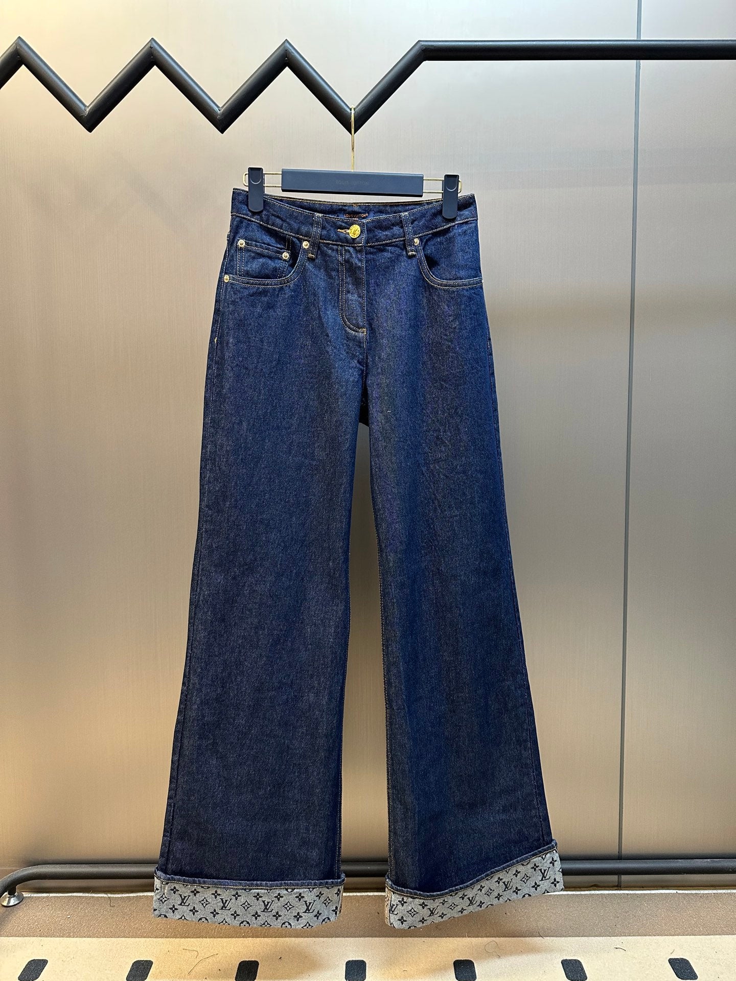 LuxluxHouse Best Quality Clothes Pants Louis Vuitton