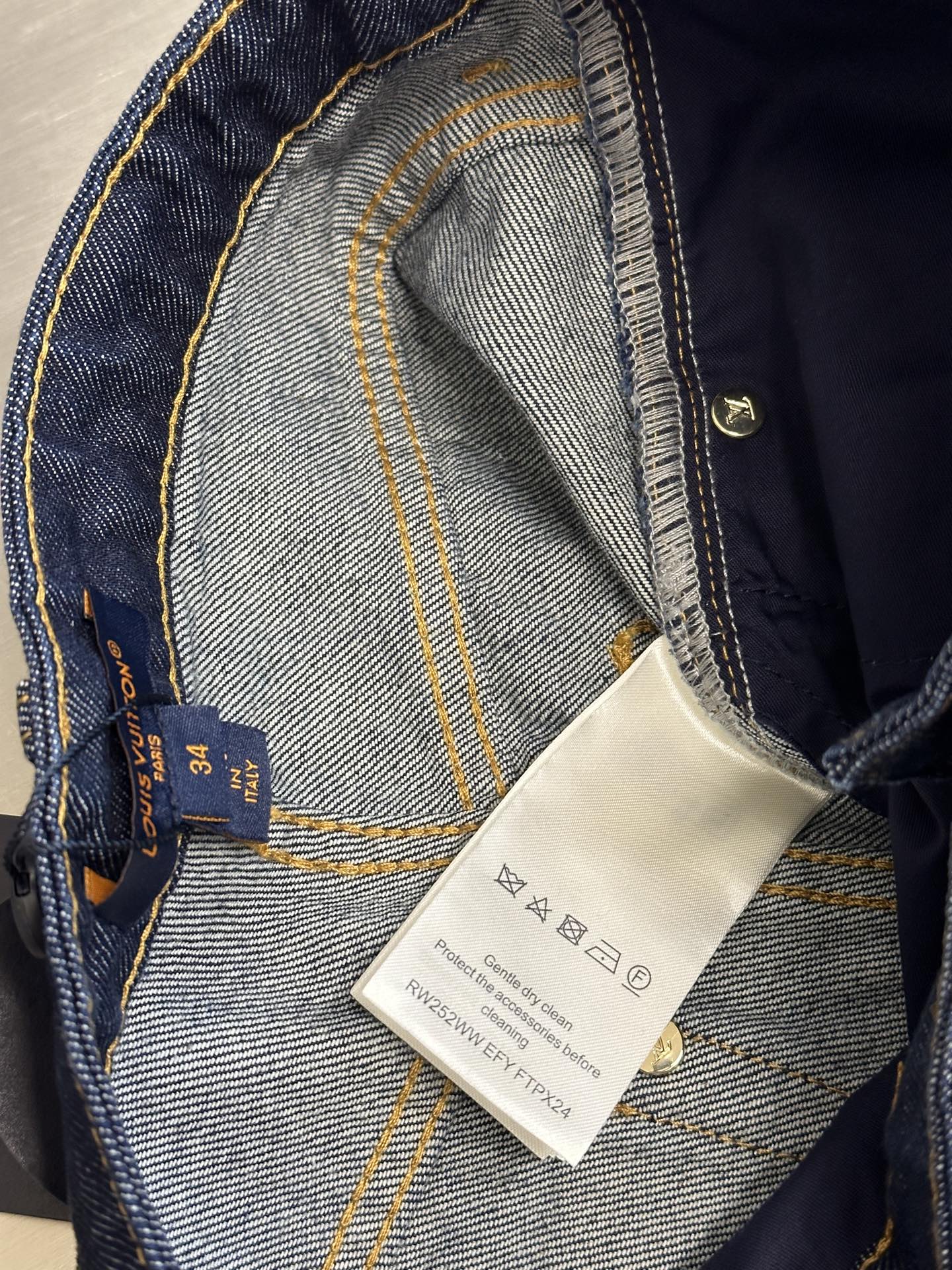 LuxluxHouse Best Quality Clothes Pants Louis Vuitton