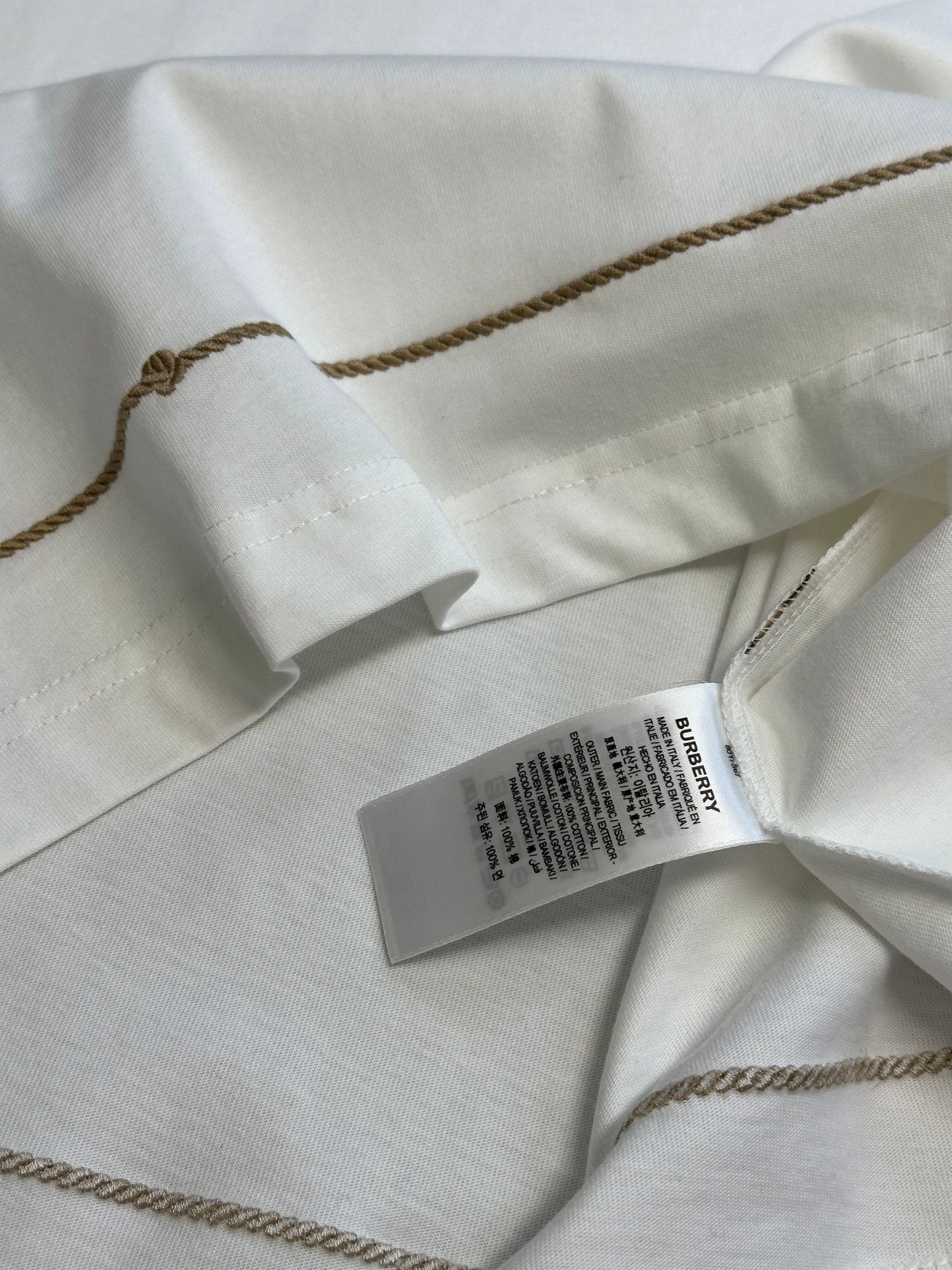 LuxluxHouse Best Quality Clothes Burberry T-shirt