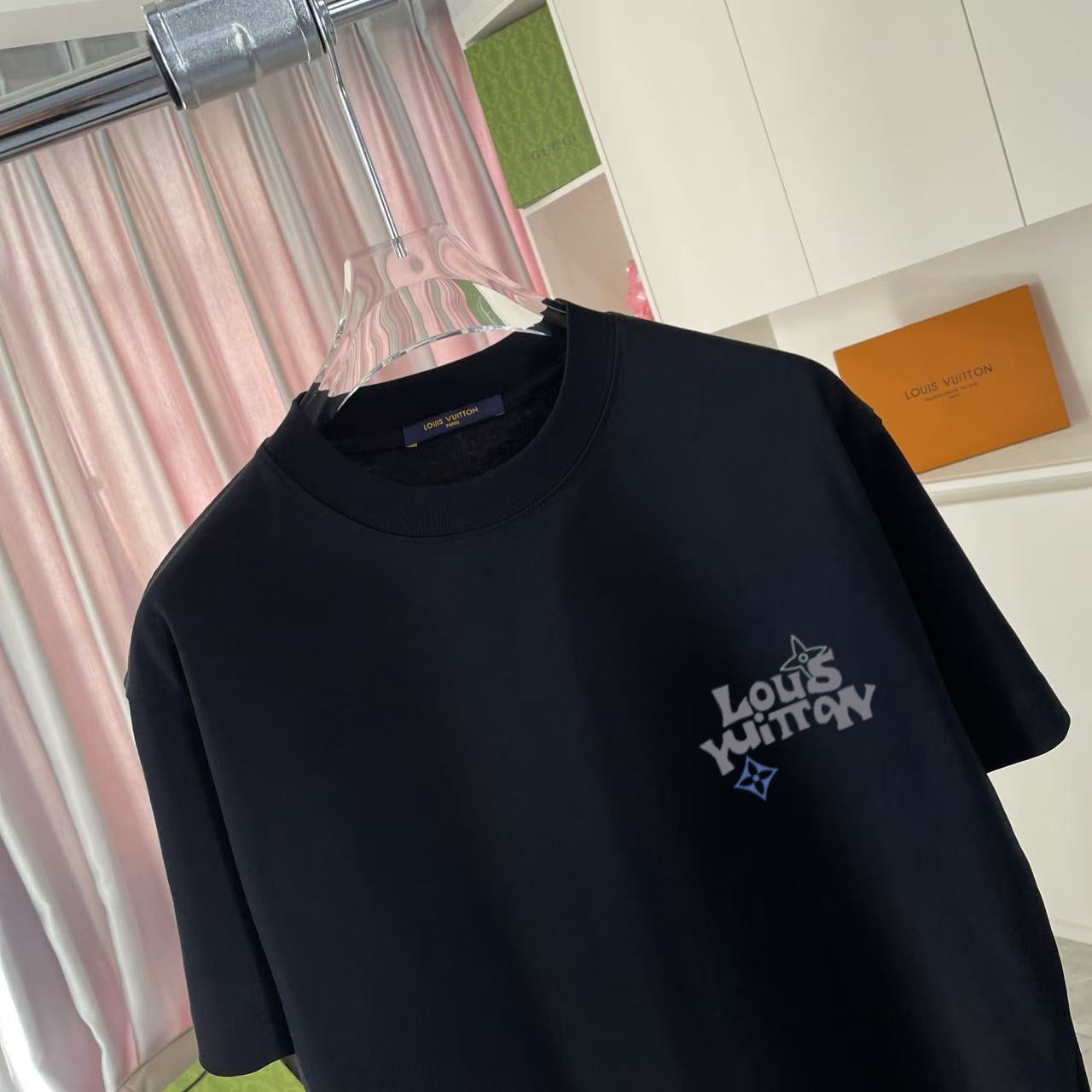 LuxluxHouse Best Quality Clothes T-shirt Louis Vuitton