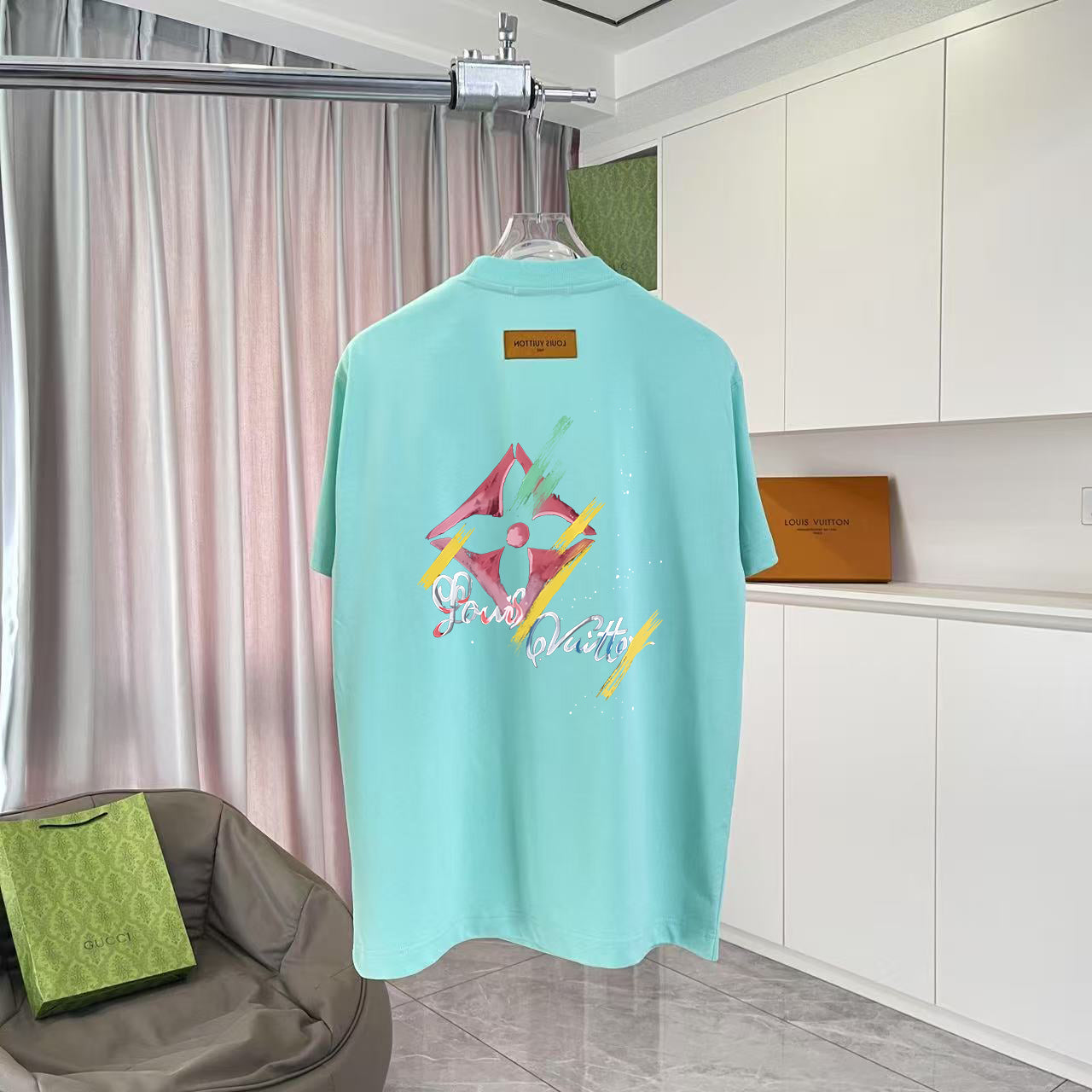 LuxluxHouse Best Quality Clothes T-shirt Louis Vuitton