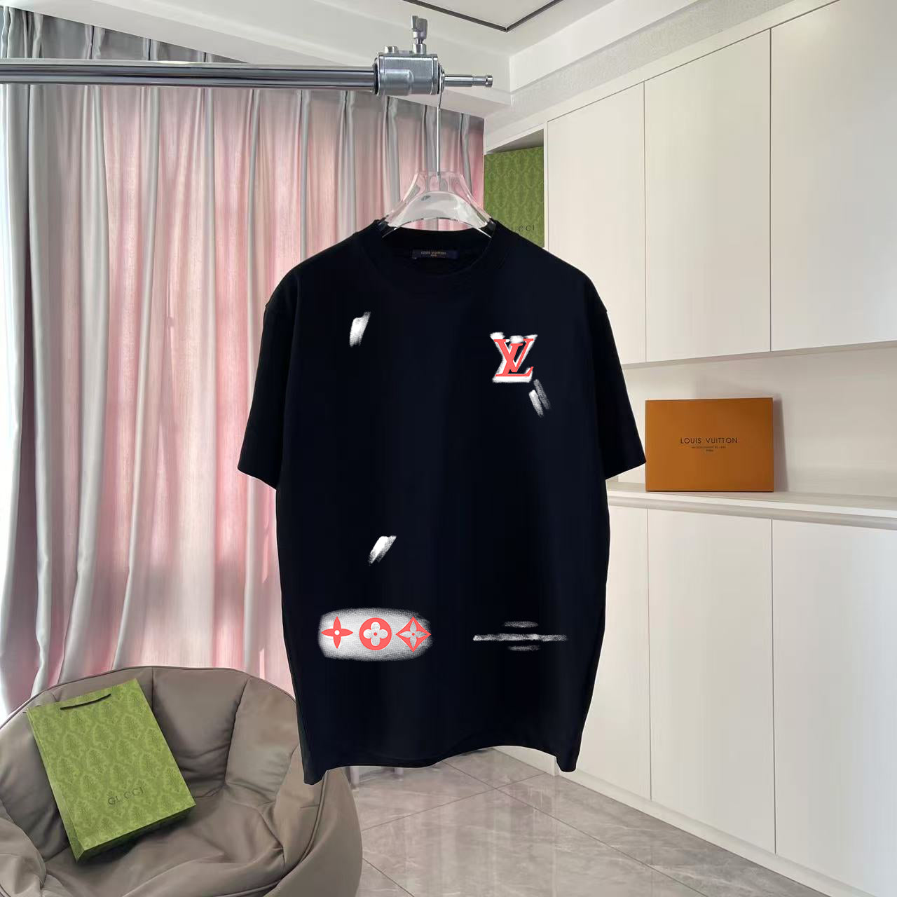 LuxluxHouse Best Quality Clothes T-shirt Louis Vuitton