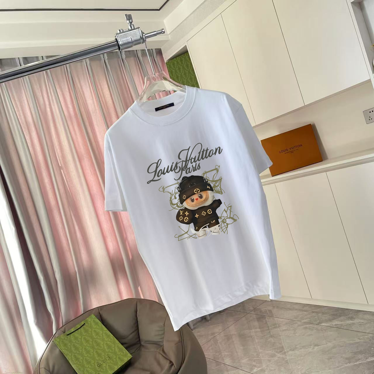 LuxluxHouse Best Quality Clothes T-shirt Louis Vuitton