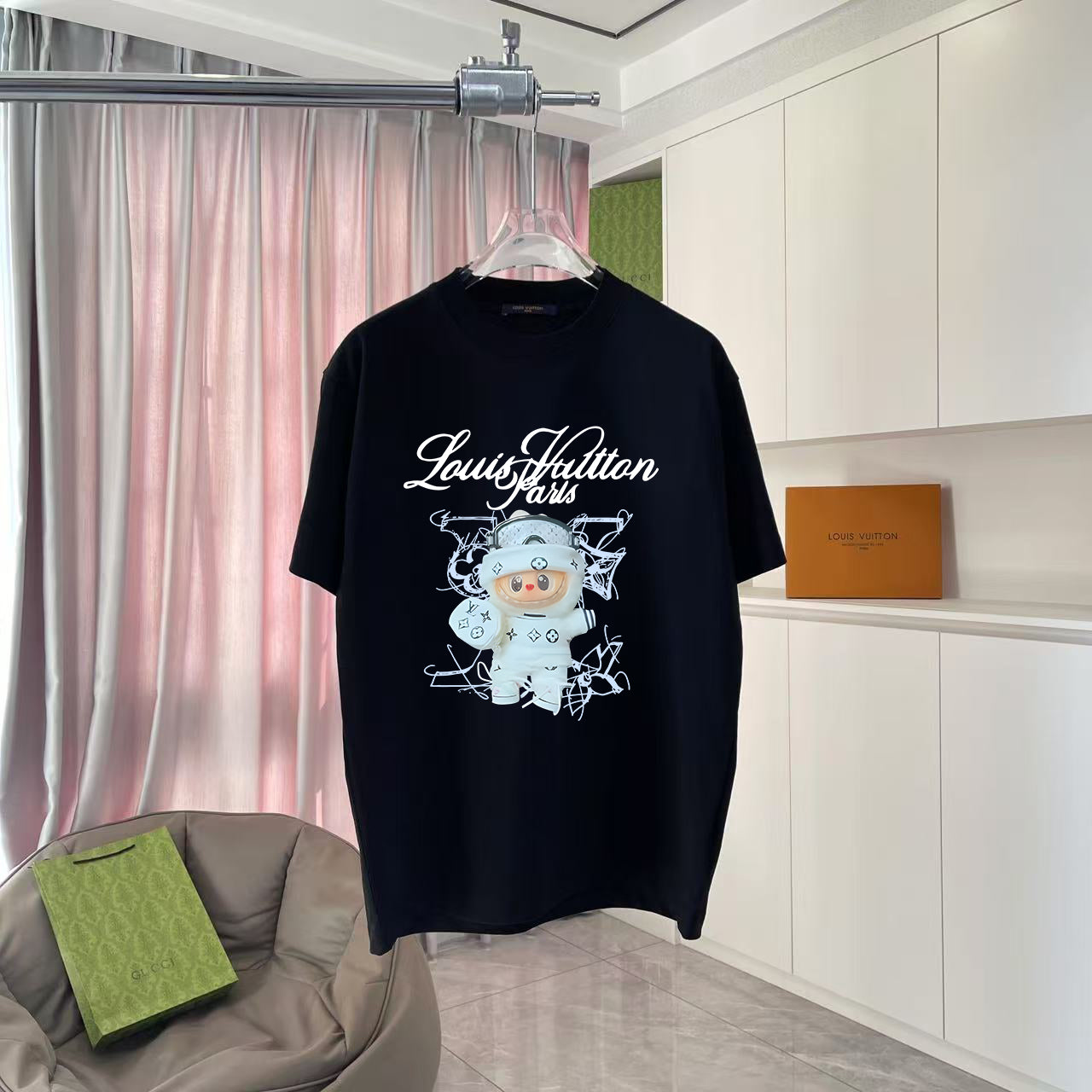 LuxluxHouse Best Quality Clothes T-shirt Louis Vuitton