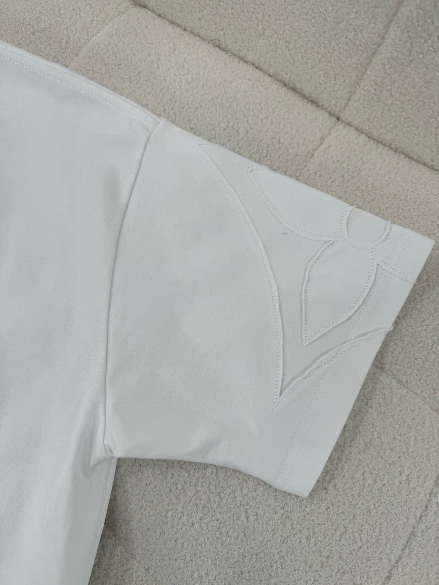 LuxluxHouse Best Quality Clothes T-shirt Louis Vuitton