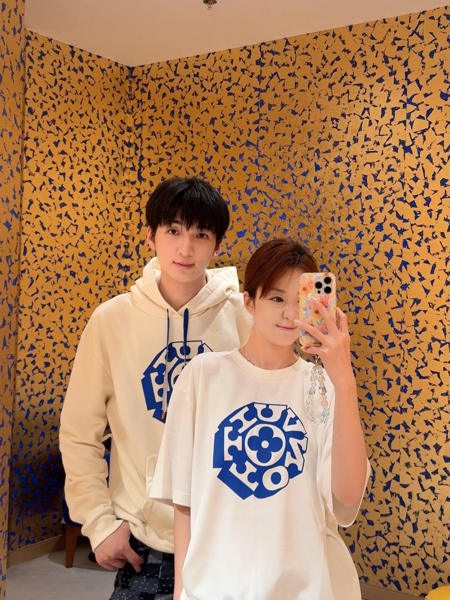 LuxluxHouse Best Quality Clothes T-shirt Louis Vuitton