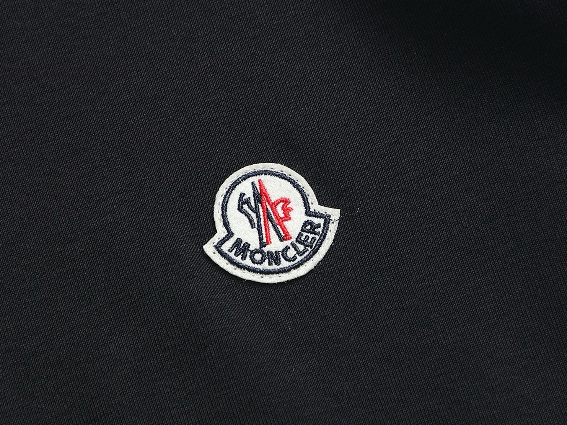 LuxluxHouse Best Quality Clothes Hoodie & Sweater Moncler