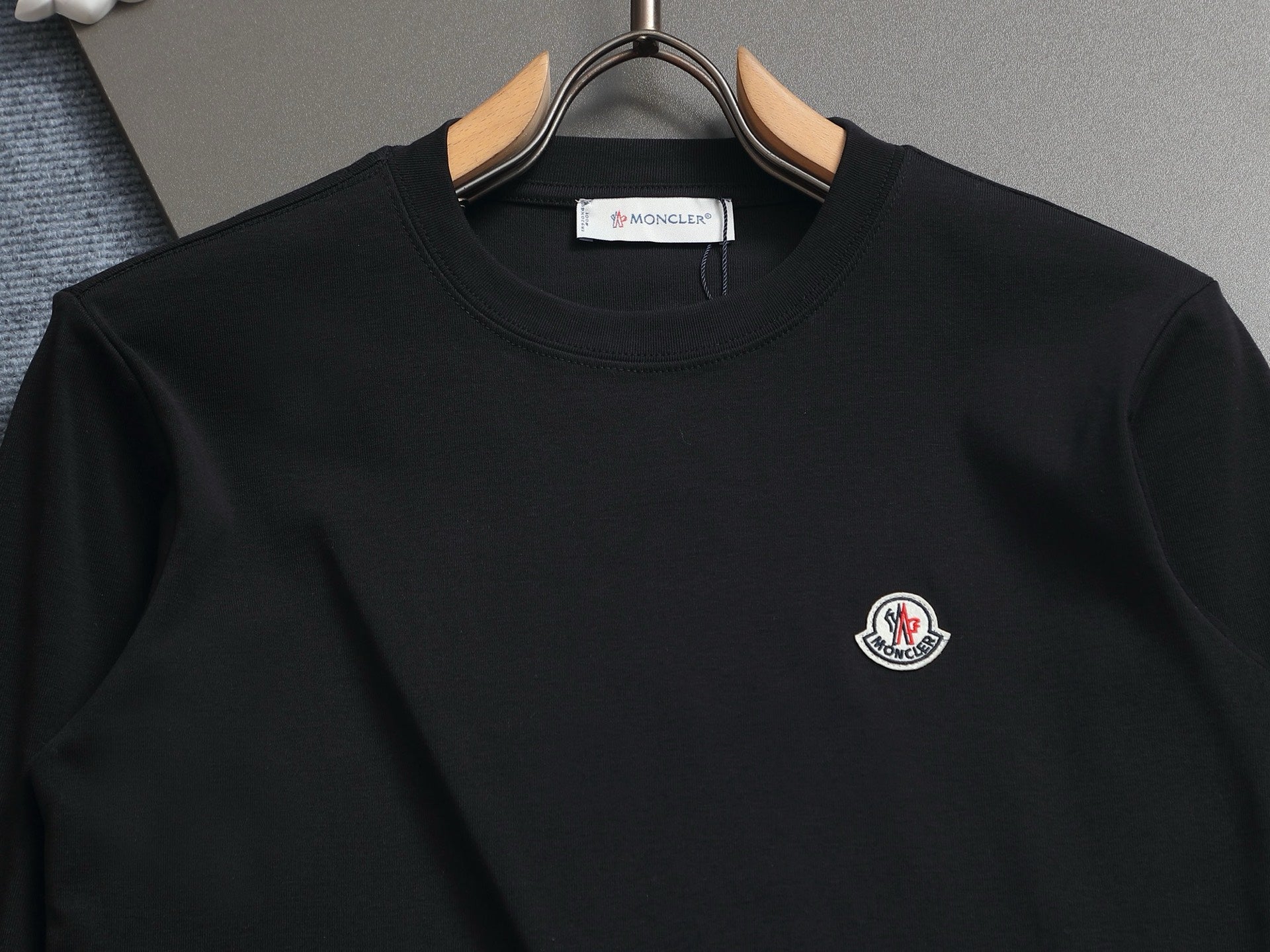 LuxluxHouse Best Quality Clothes Hoodie & Sweater Moncler