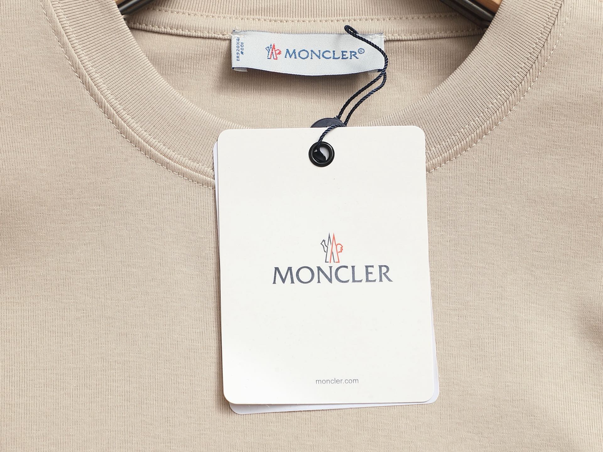 LuxluxHouse Best Quality Clothes Hoodie & Sweater Moncler