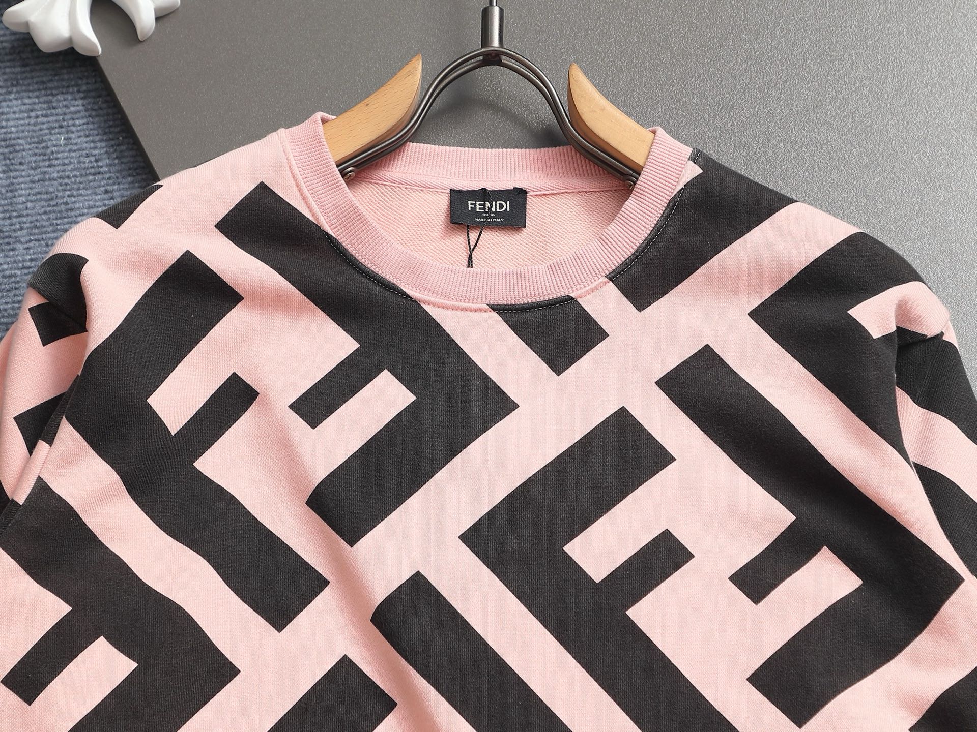 LuxluxHouse Best Quality Clothes Fendi T-shirt