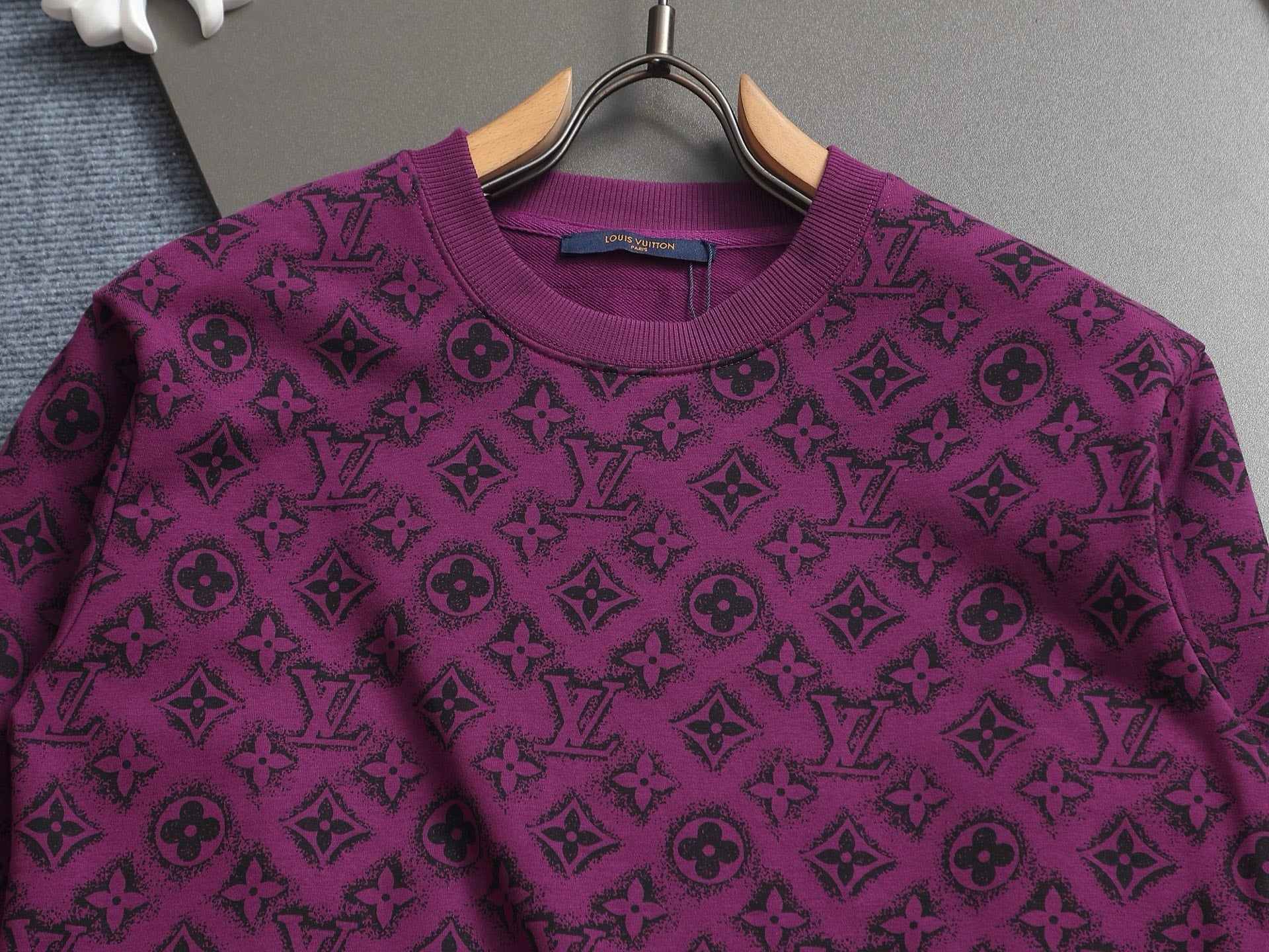 LuxluxHouse Best Quality Clothes T-shirt Louis Vuitton