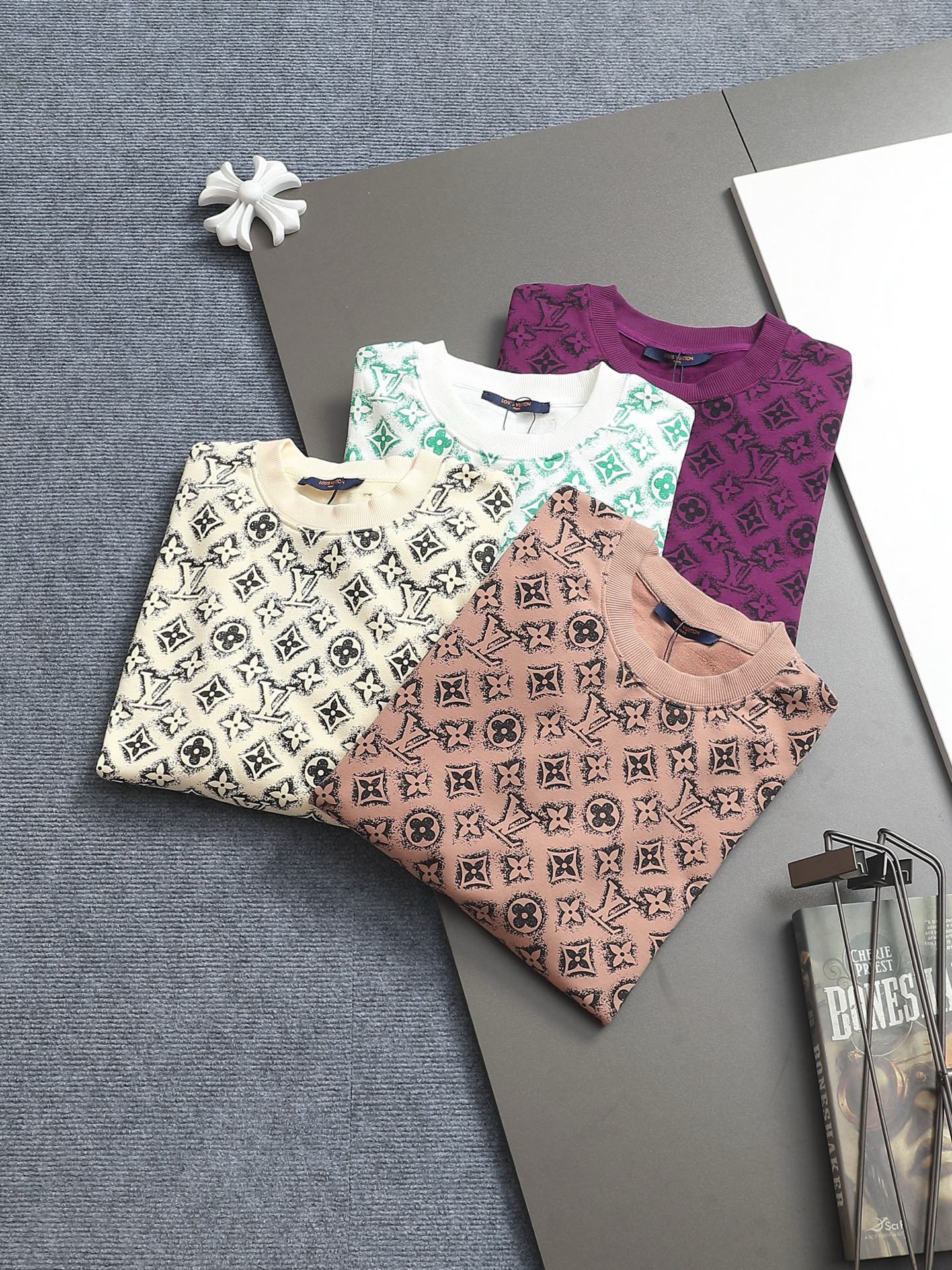 LuxluxHouse Best Quality Clothes T-shirt Louis Vuitton