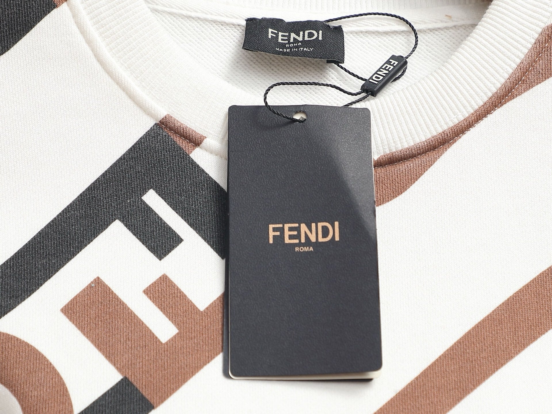 LuxluxHouse Best Quality Clothes Fendi T-shirt