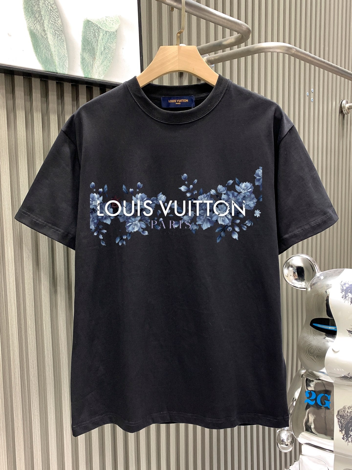 LuxluxHouse Best Quality Clothes T-shirt Louis Vuitton