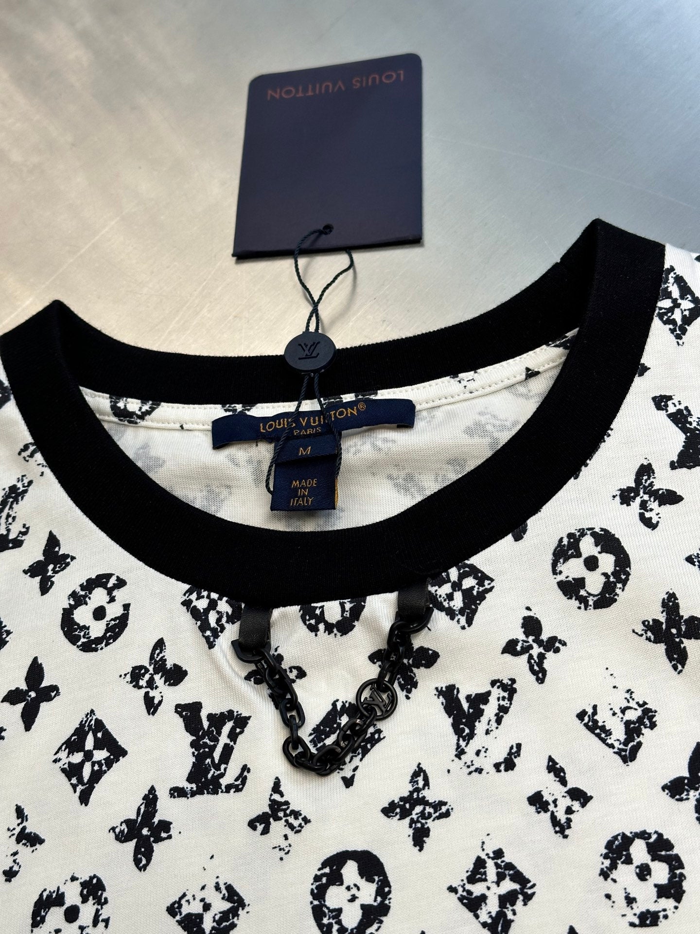 LuxluxHouse Best Quality Clothes T-shirt Louis Vuitton