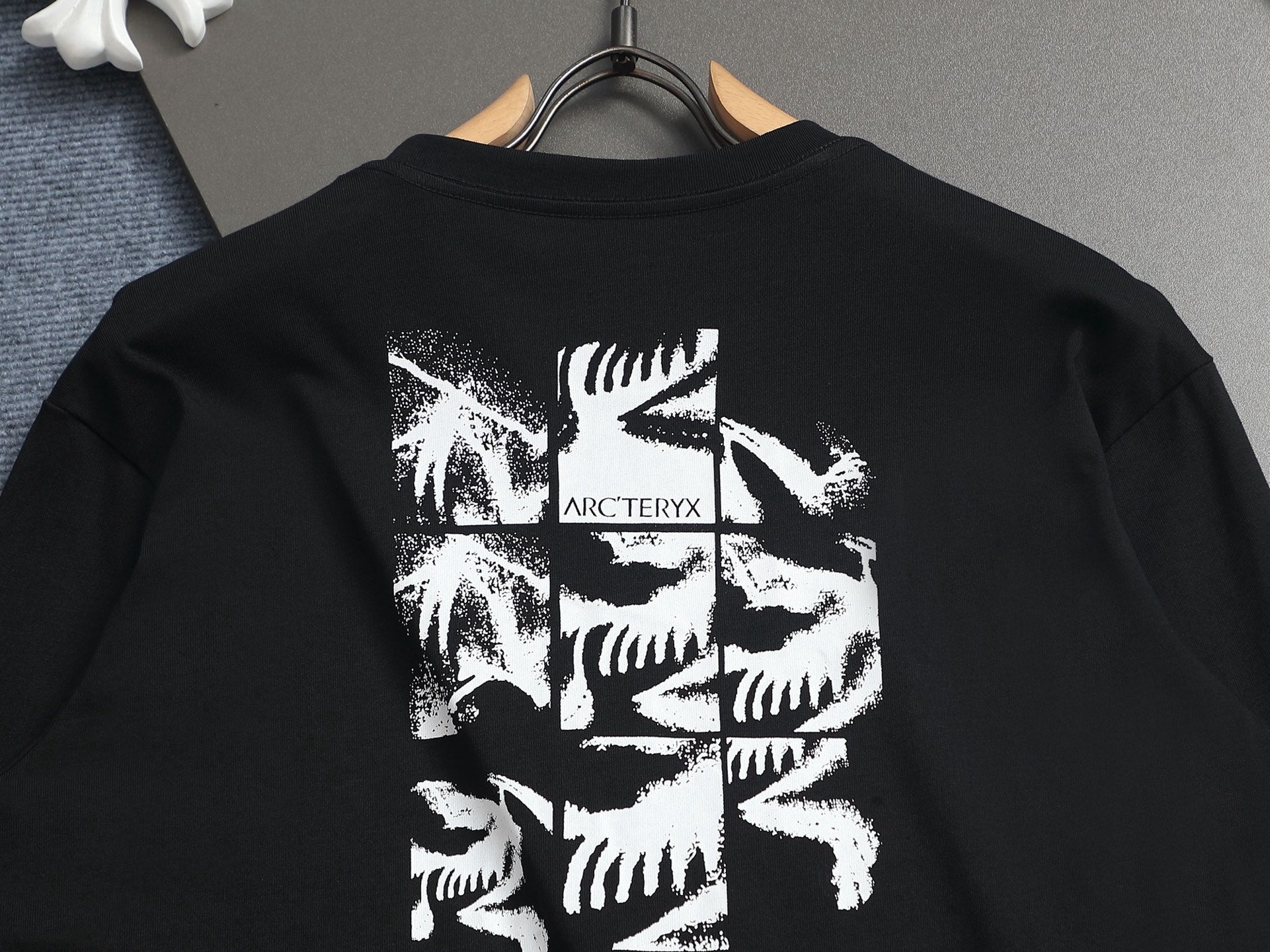 LuxluxHouse Best Quality Clothes T-shirt Arcteryx