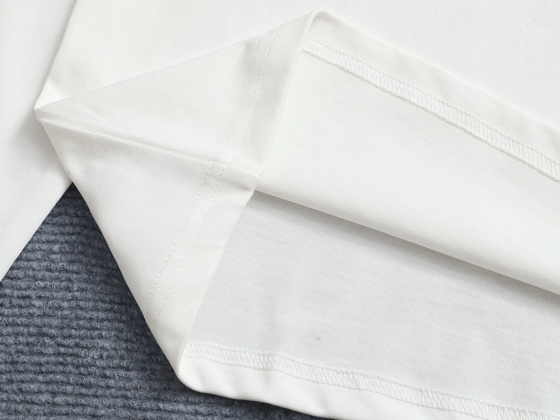 LuxluxHouse Best Quality Clothes T-shirt Arcteryx