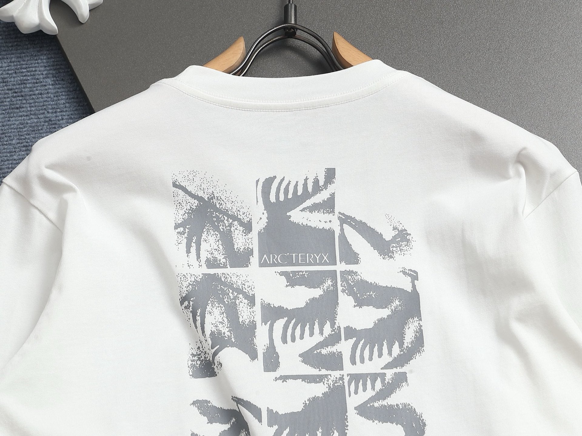 LuxluxHouse Best Quality Clothes T-shirt Arcteryx