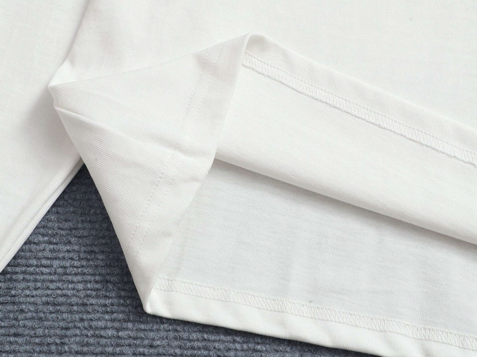 LuxluxHouse Best Quality Clothes T-shirt Arcteryx