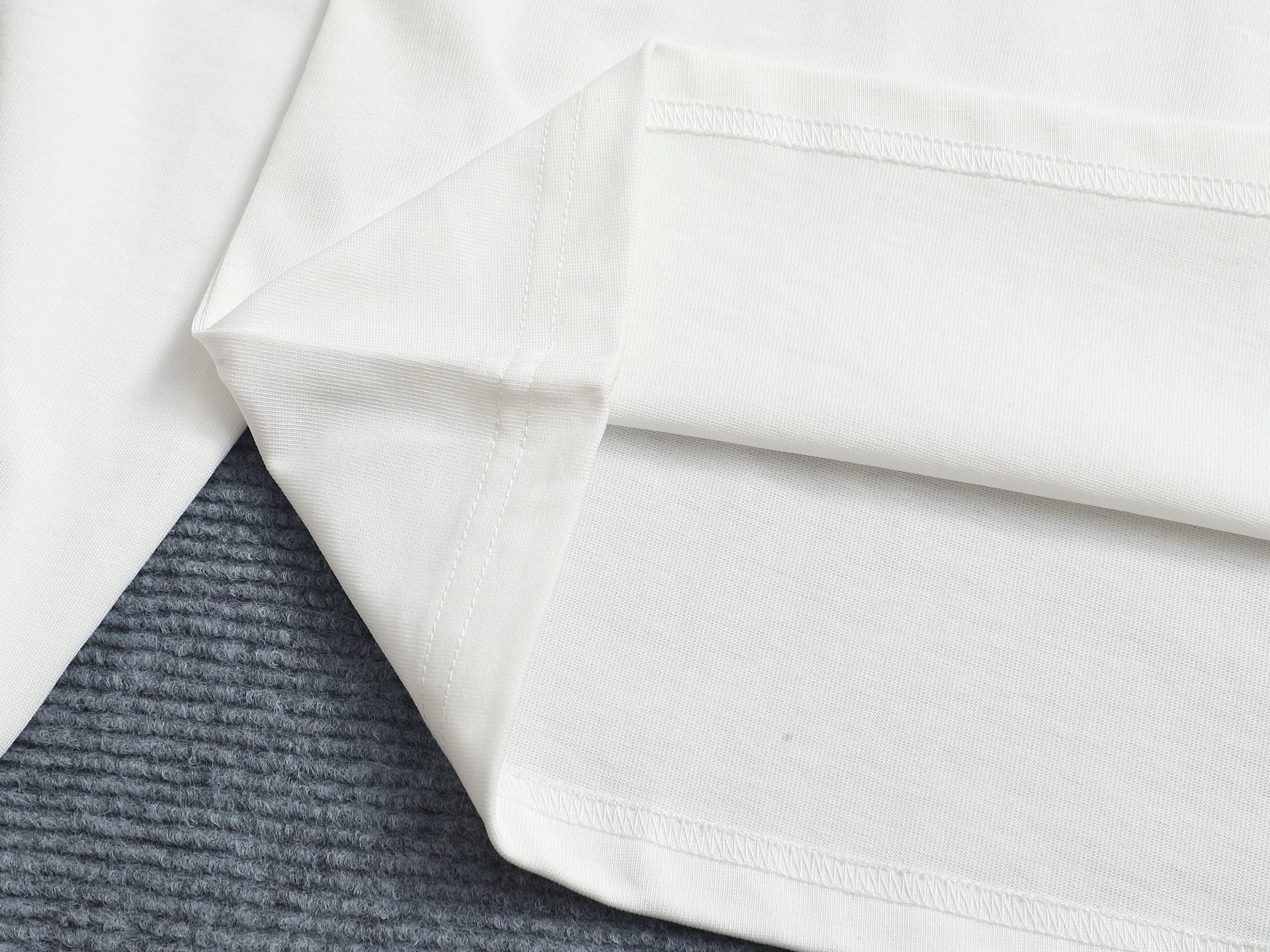 LuxluxHouse Best Quality Clothes T-shirt Arcteryx