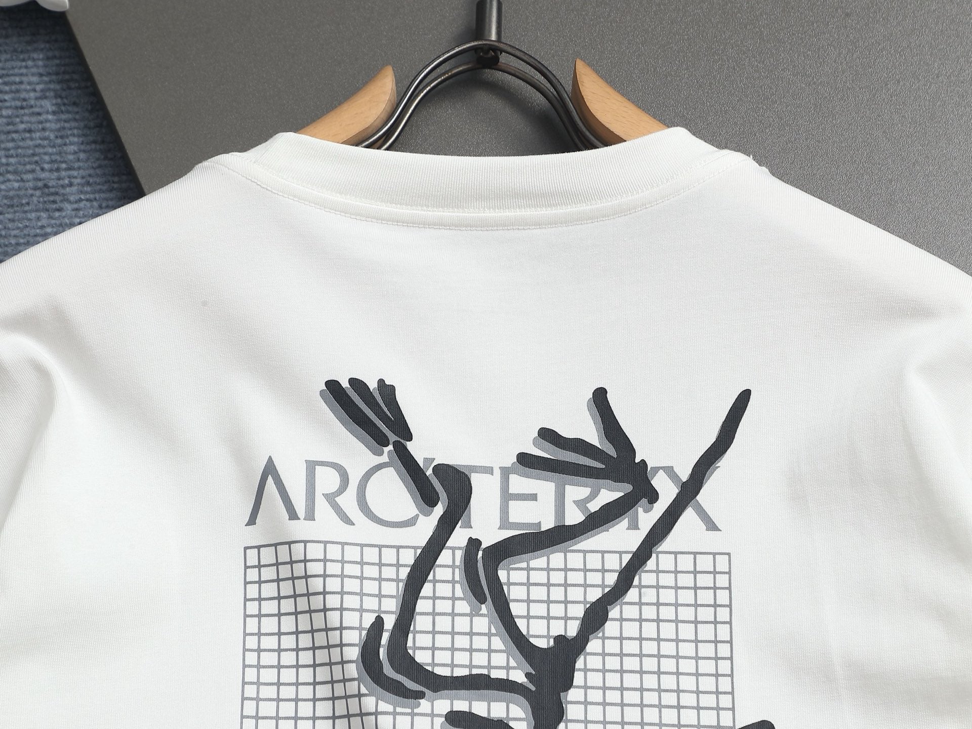 LuxluxHouse Best Quality Clothes T-shirt Arcteryx