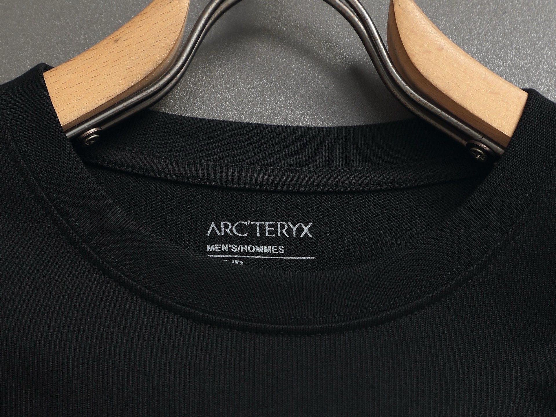 LuxluxHouse Best Quality Clothes T-shirt Arcteryx