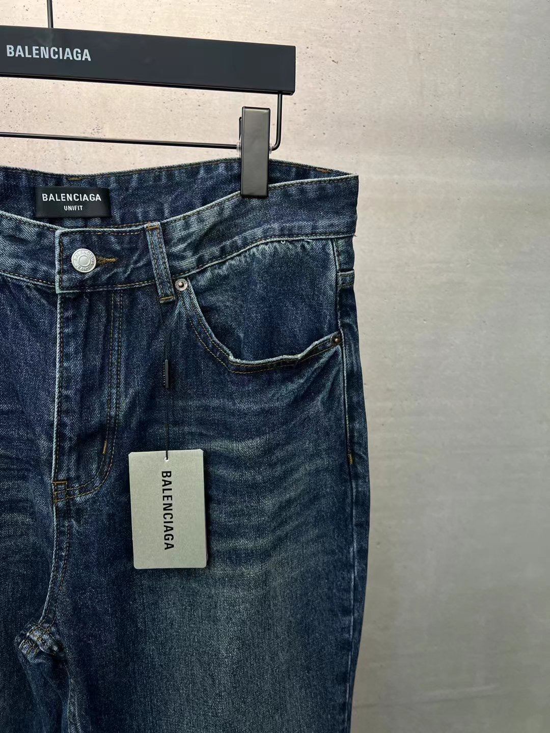 LuxluxHouse Best Quality Clothes Balenciaga Pants