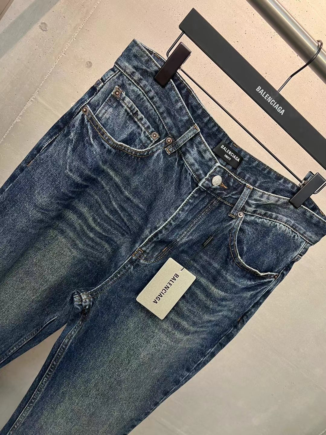 LuxluxHouse Best Quality Clothes Balenciaga Pants