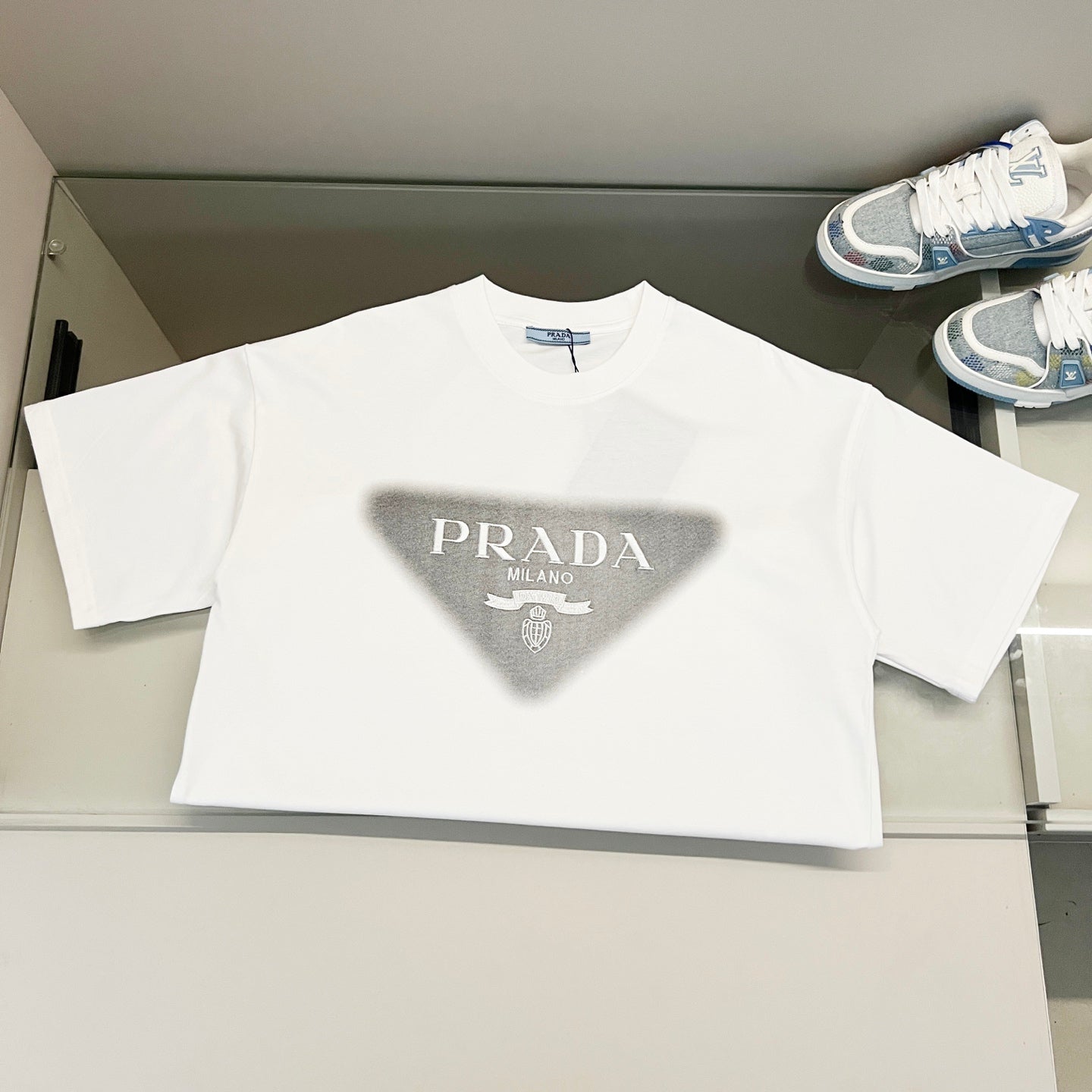 LuxluxHouse Best Quality Clothes T-shirt Prada