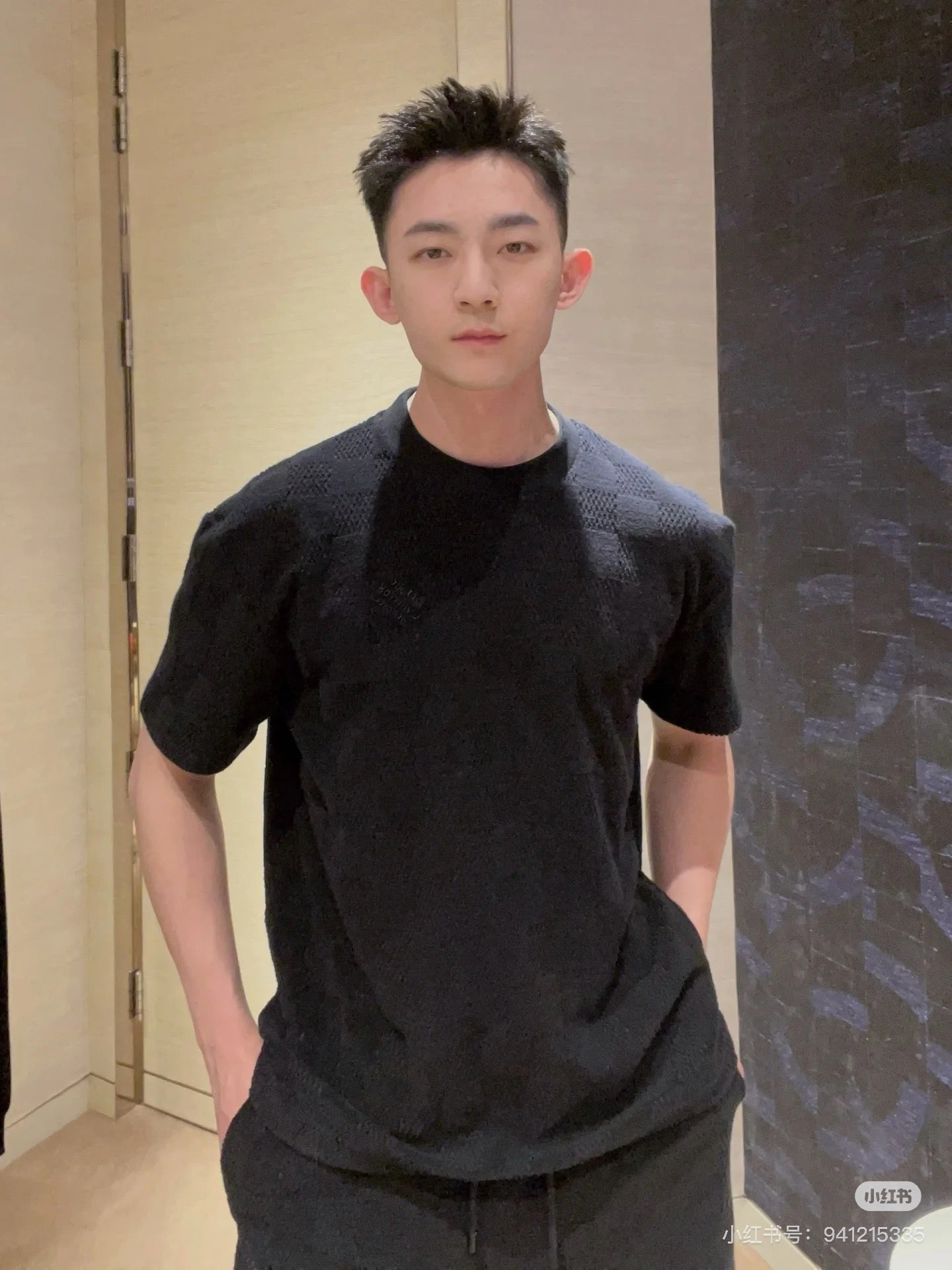LuxluxHouse Best Quality Clothes T-shirt Louis Vuitton