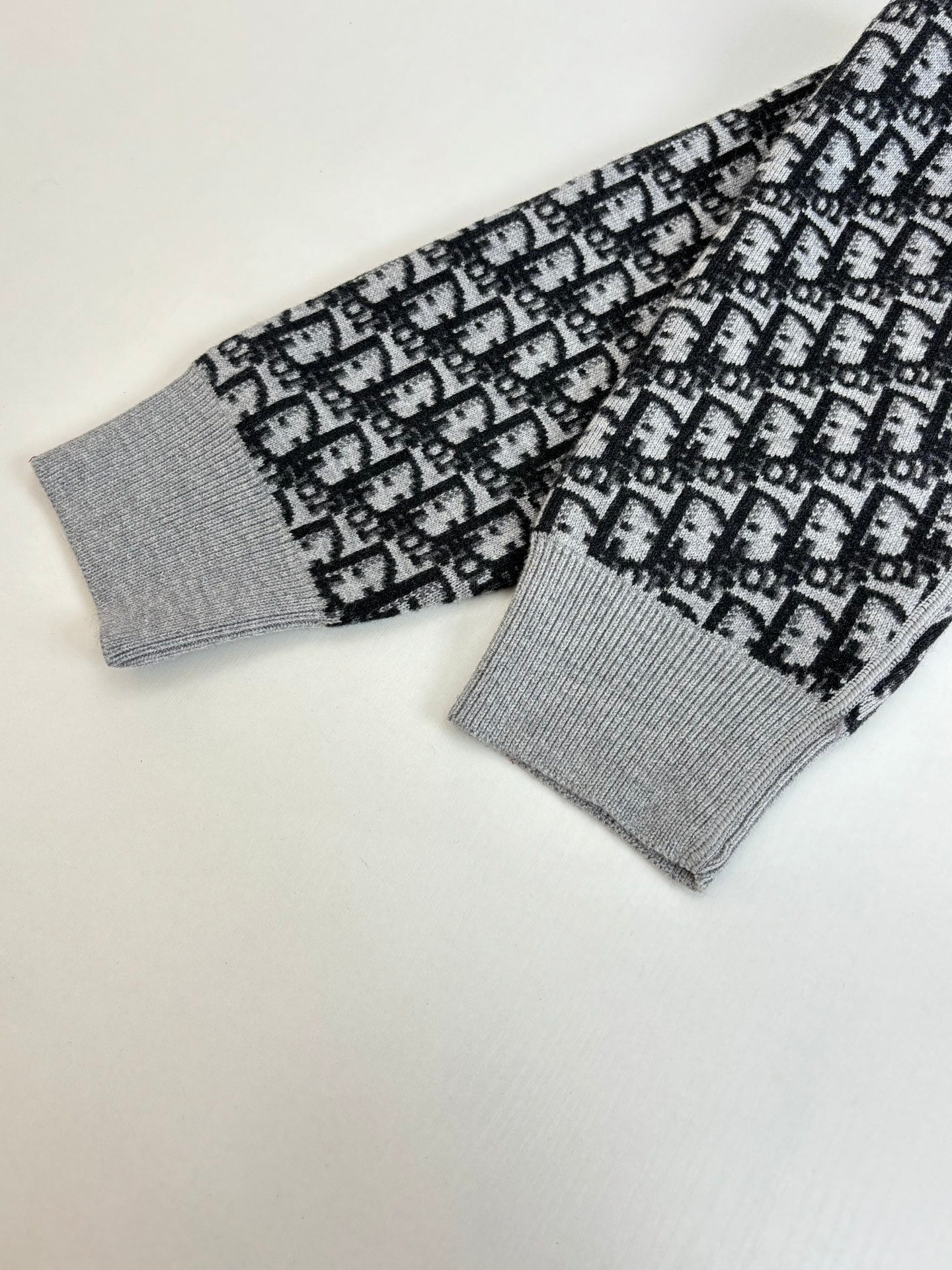 LuxluxHouse Best Quality Clothes Hoodie & Sweater Dior