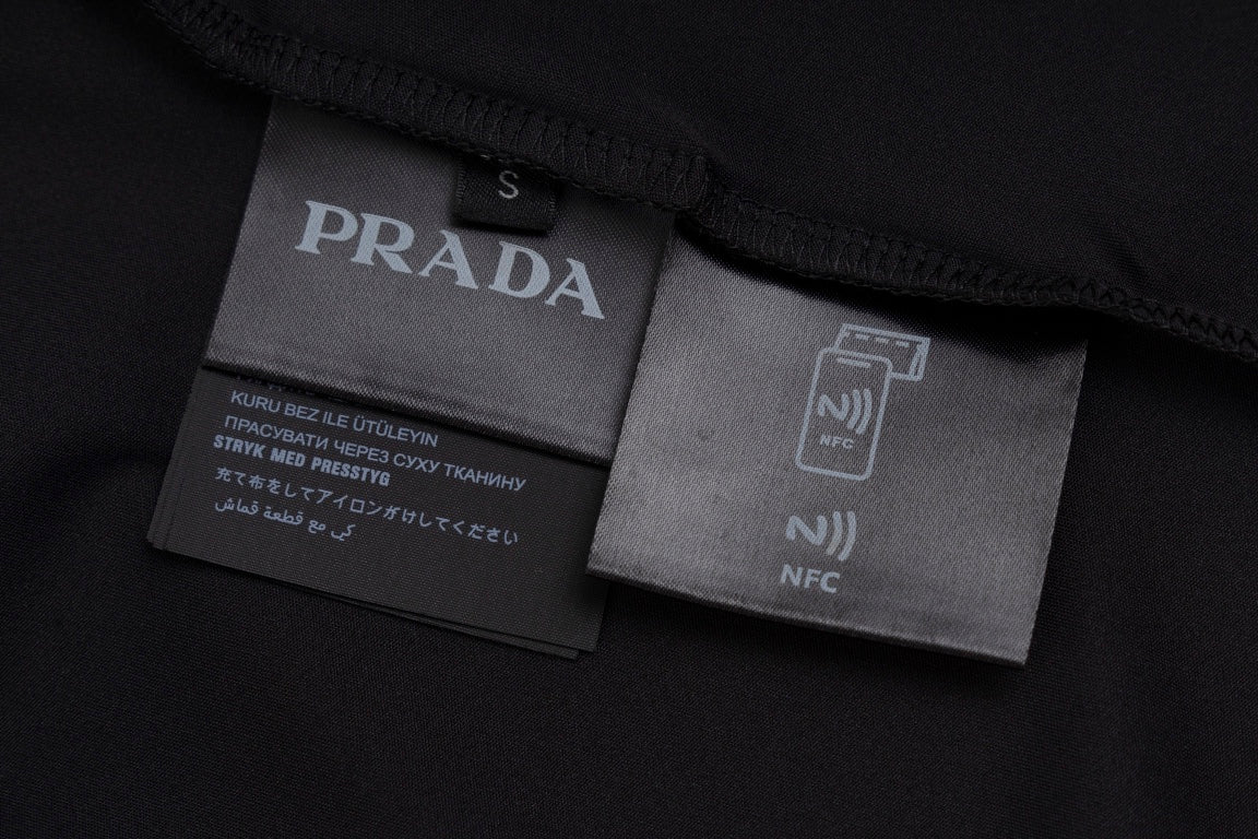 LuxluxHouse Best Quality Clothes T-shirt Prada