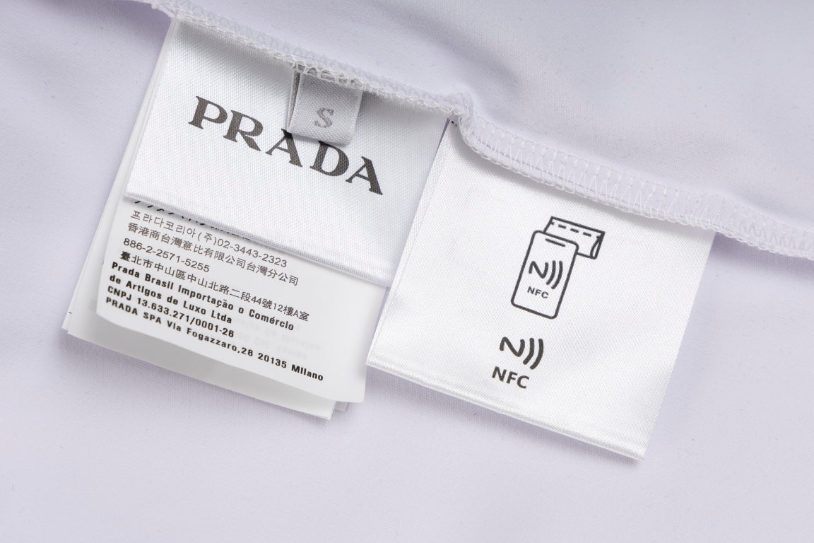 LuxluxHouse Best Quality Clothes T-shirt Prada
