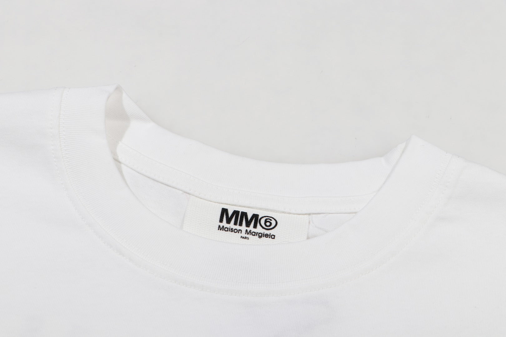 LuxluxHouse Best Quality Clothes T-shirt Chanel & Maison Margiela