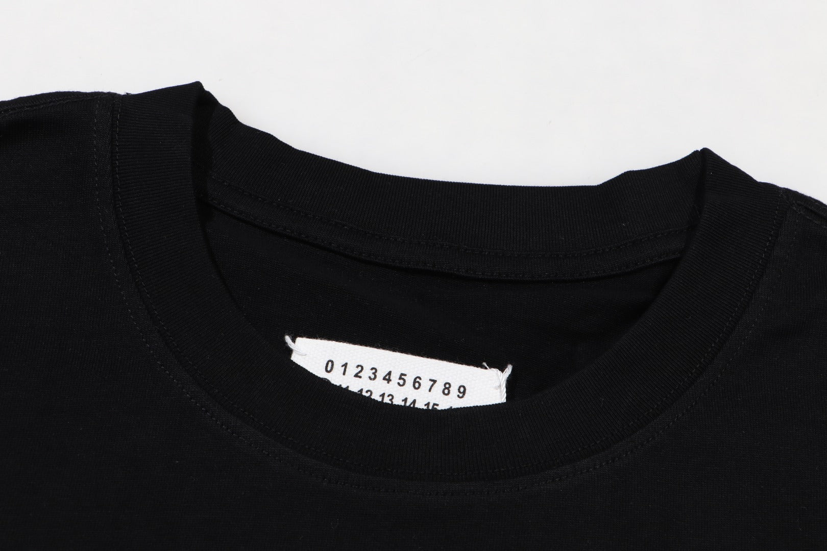 LuxluxHouse Best Quality Clothes T-shirt Chanel & Maison Margiela