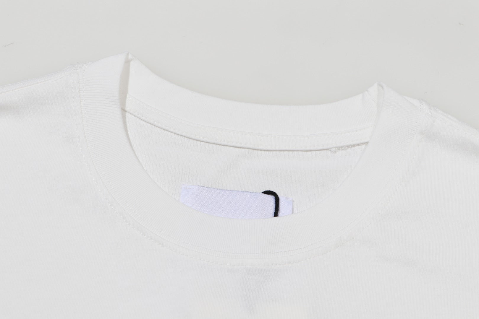 LuxluxHouse Best Quality Clothes T-shirt Chanel & Maison Margiela