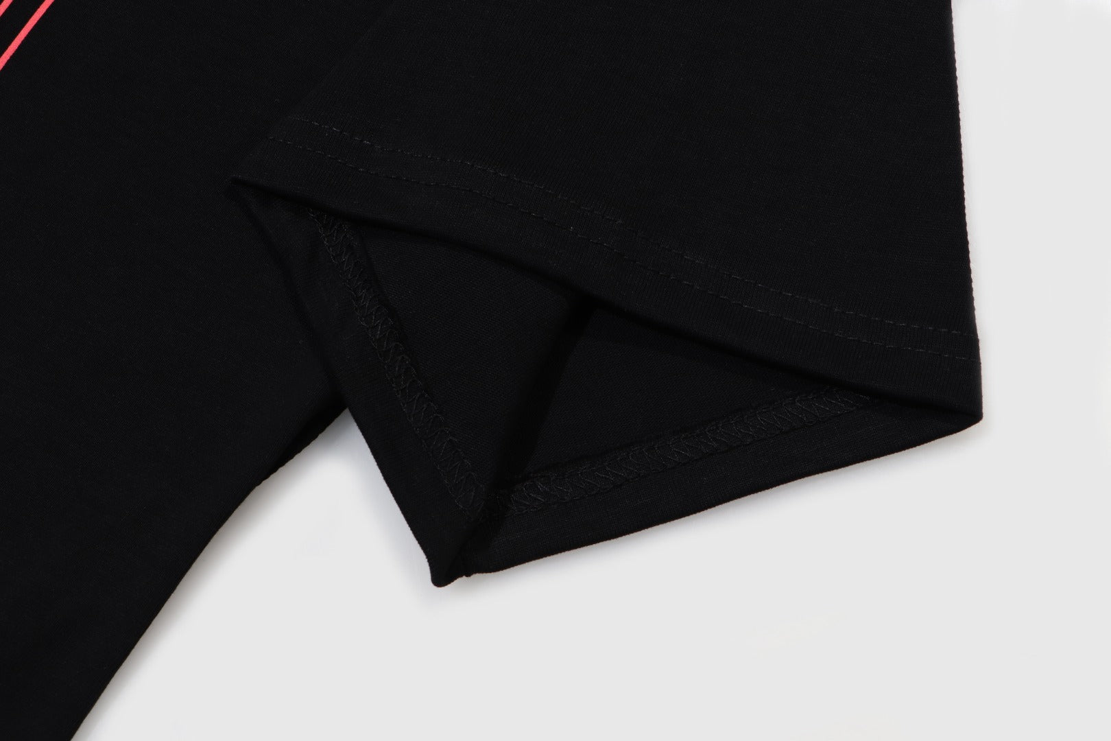 LuxluxHouse Best Quality Clothes T-shirt THUG