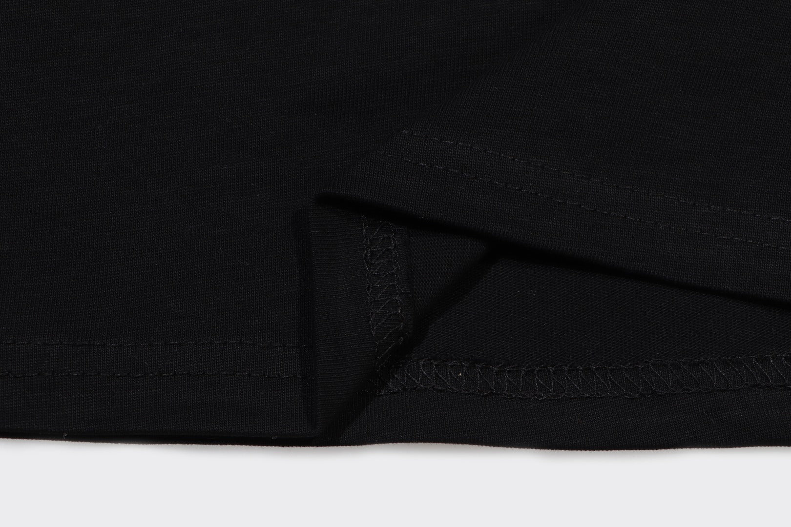 LuxluxHouse Best Quality Clothes T-shirt THUG
