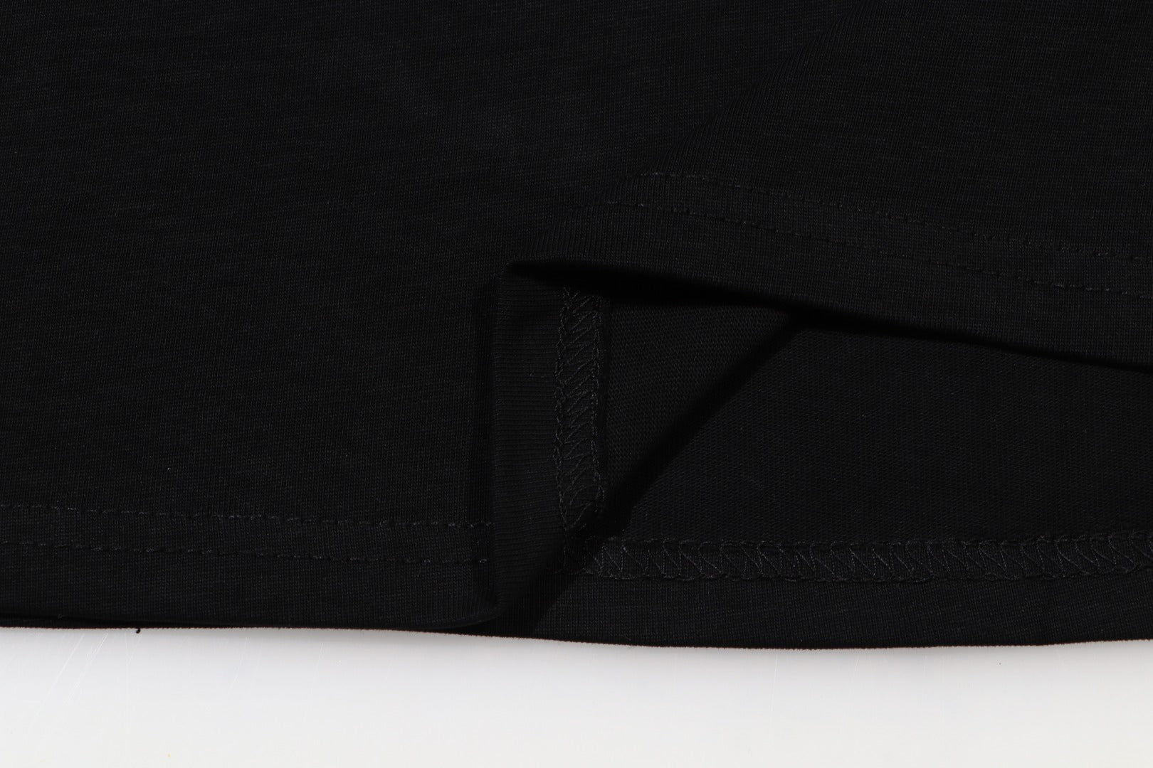 LuxluxHouse Best Quality Clothes T-shirt THUG