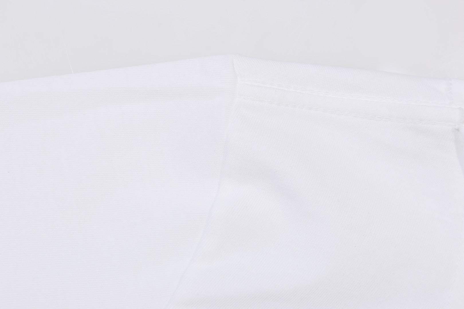 LuxluxHouse Best Quality Clothes T-shirt THUG