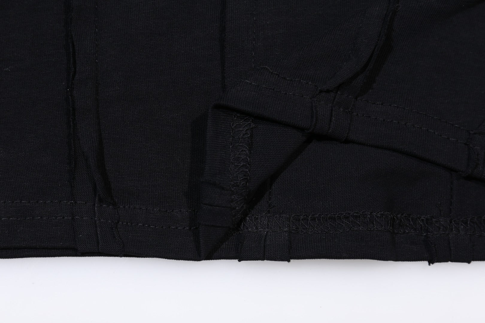 LuxluxHouse Best Quality Clothes T-shirt THUG