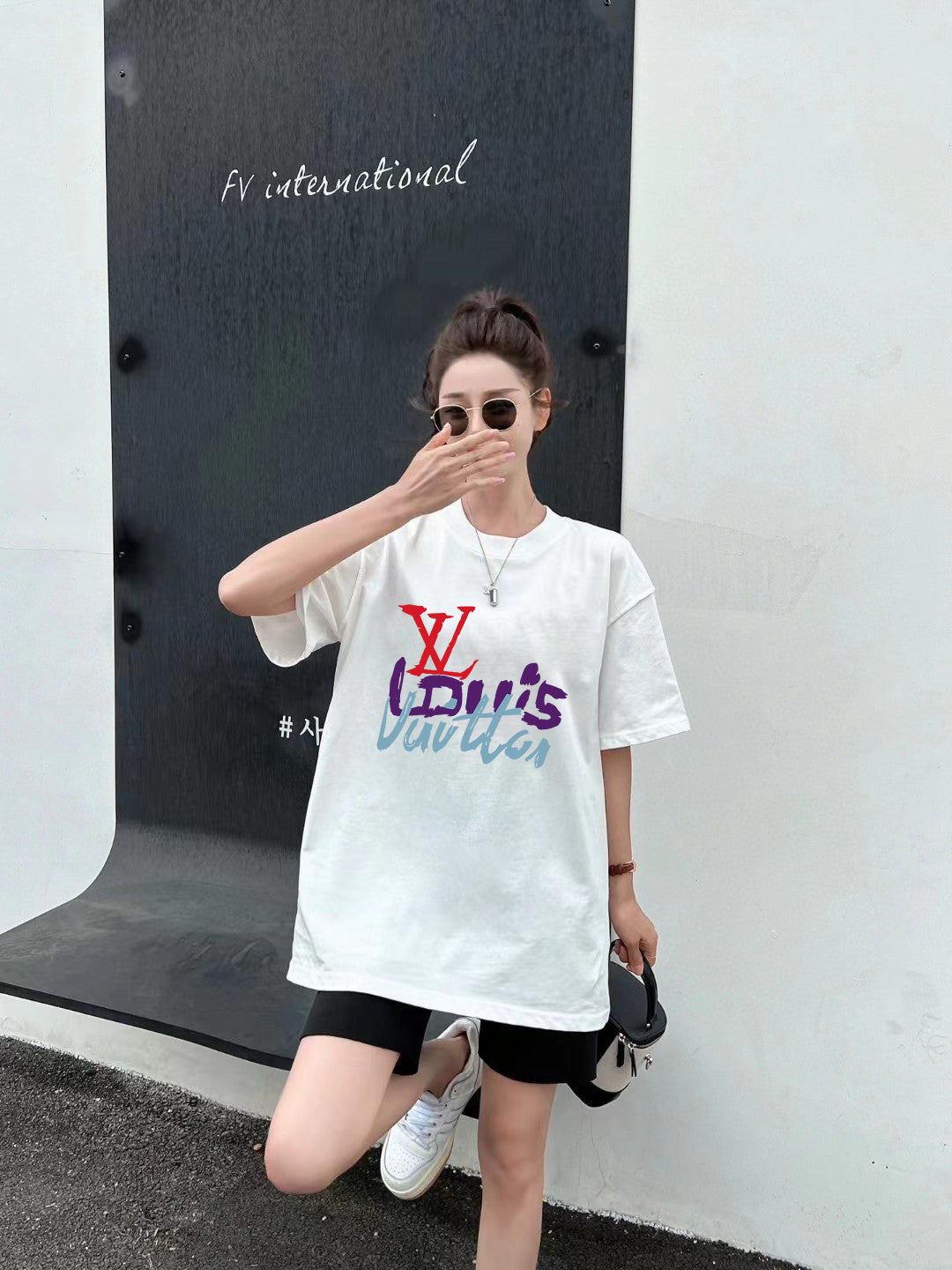 LuxluxHouse Best Quality Clothes T-shirt Louis Vuitton