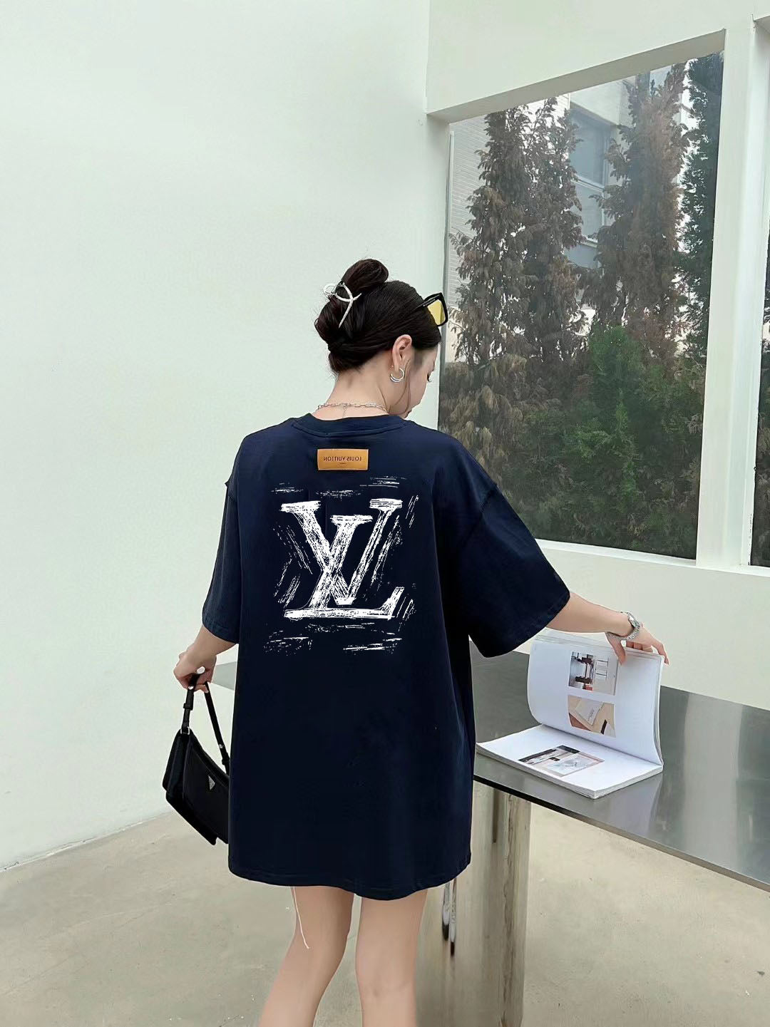 LuxluxHouse Best Quality Clothes T-shirt Louis Vuitton