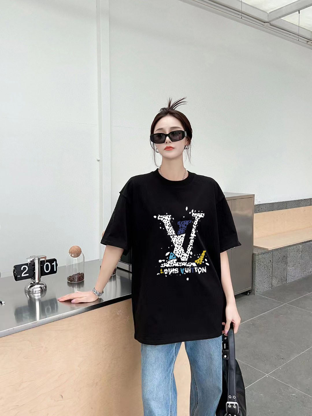 LuxluxHouse Best Quality Clothes T-shirt Louis Vuitton