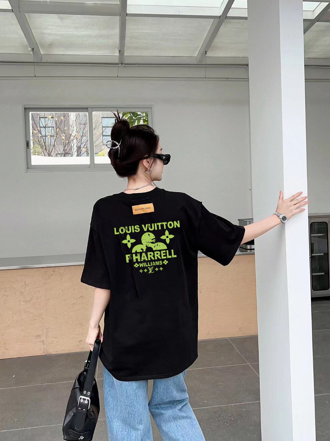 LuxluxHouse Best Quality Clothes T-shirt Louis Vuitton