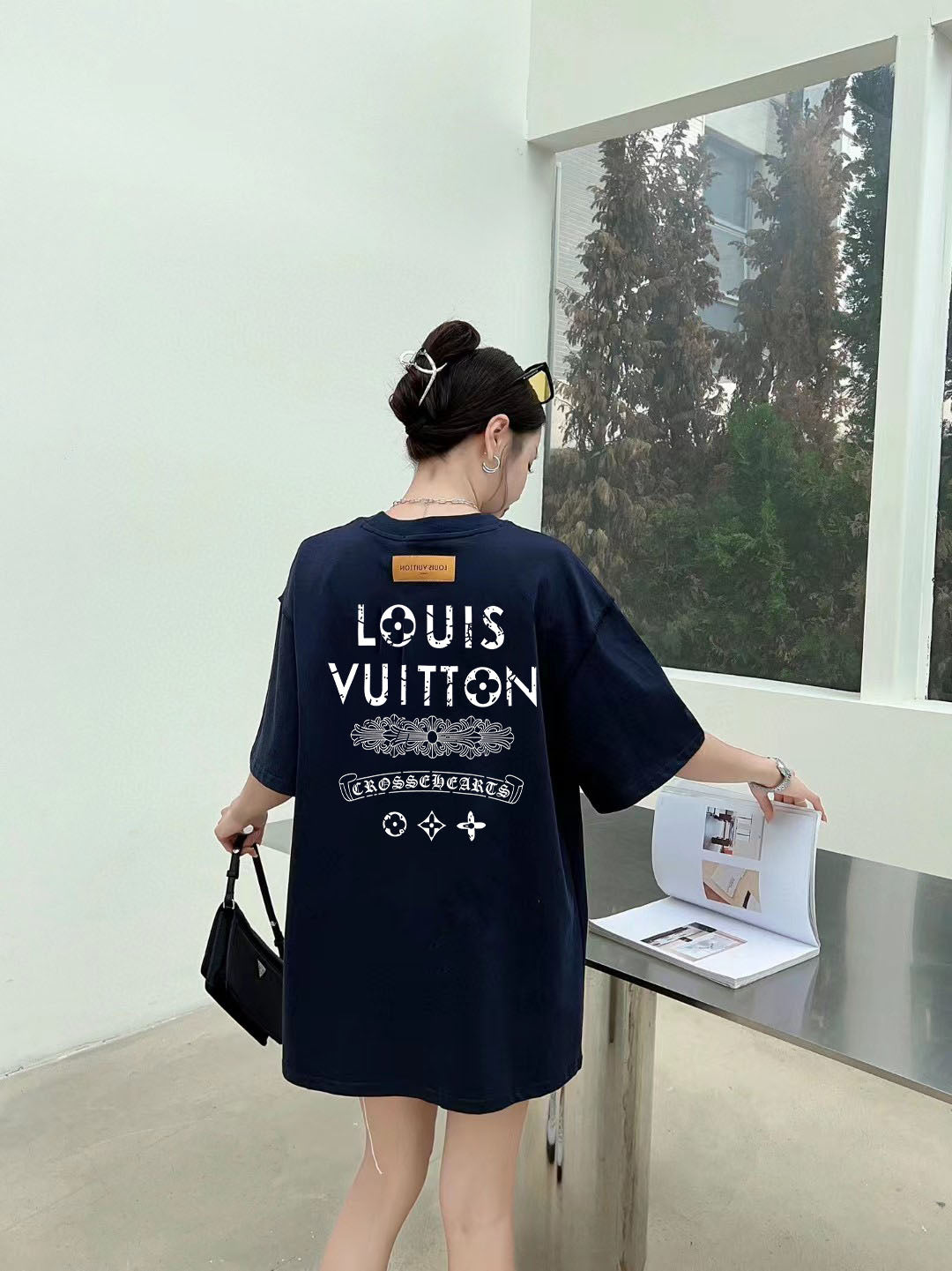 LuxluxHouse Best Quality Clothes T-shirt Louis Vuitton