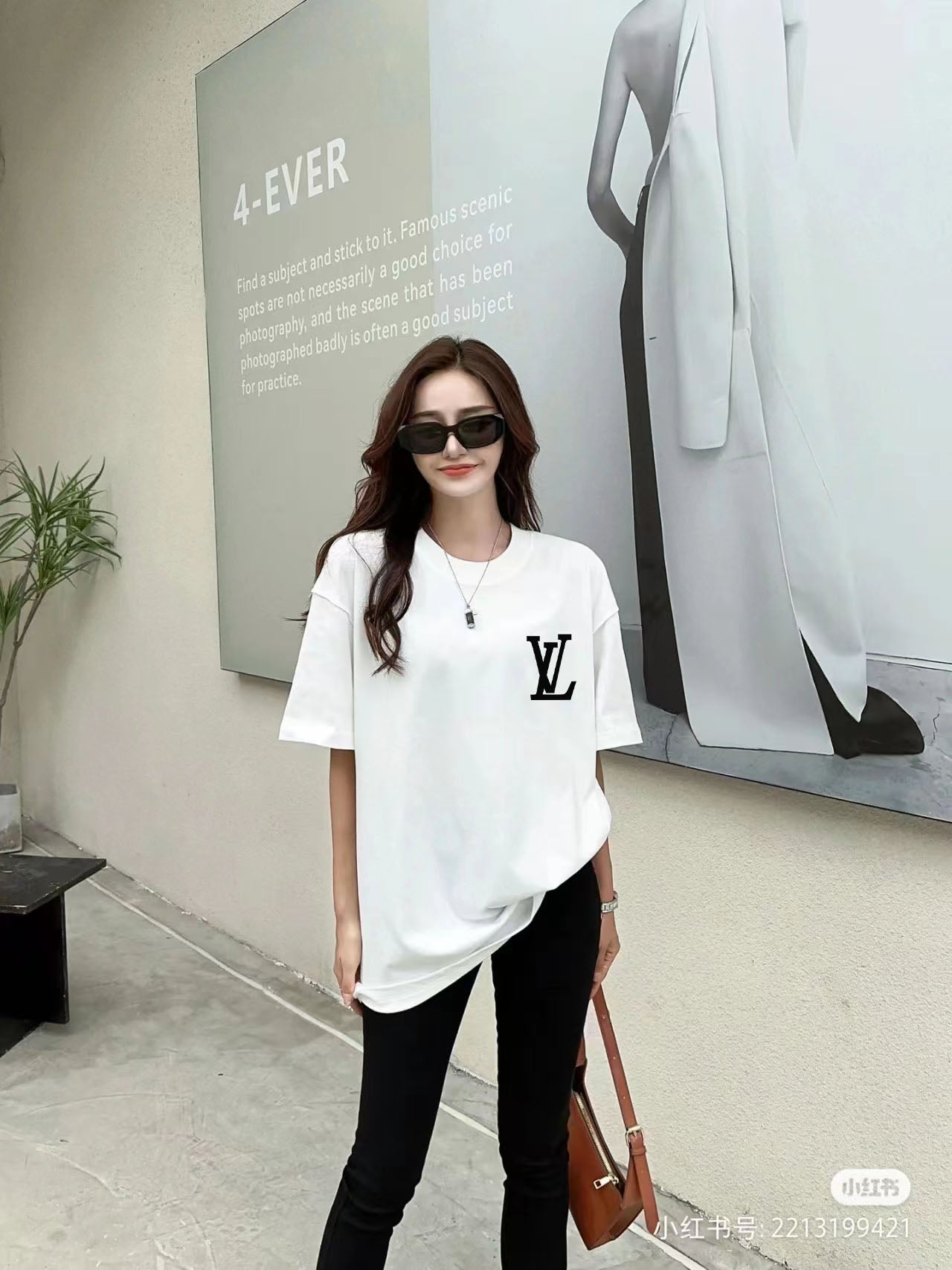 LuxluxHouse Best Quality Clothes T-shirt Louis Vuitton